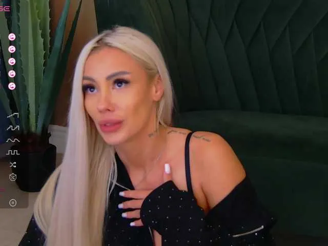 BongaCams BailleyRush is Freechat BailleyRush — SPH / JOI/ Feet fetish/ High heels / Sloppy BJ / Stockigs / Ride Dildo/