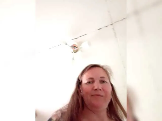 Elena565-1 — Freechat on BongaCams