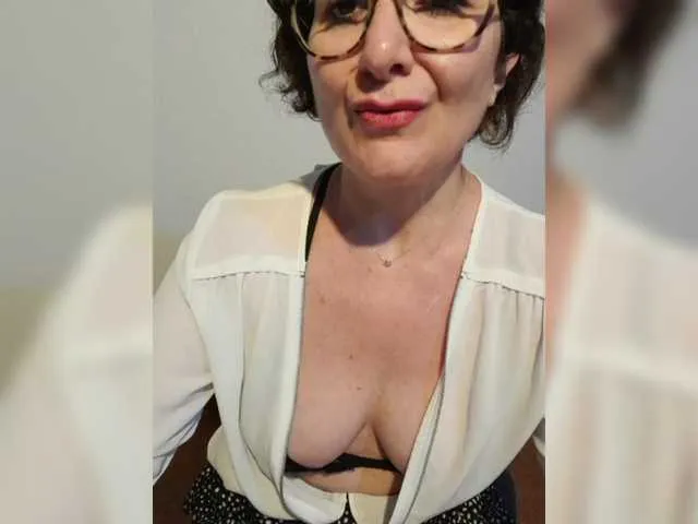 ElitalianMilf — Brain, when man want to make me happy, attention, kindness, generosity