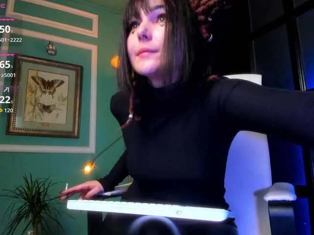 ingridblondy94 — to make me horny it s not so eassy!!!
