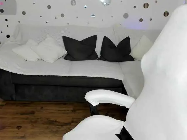 Just-Mira — Freechat on BongaCams