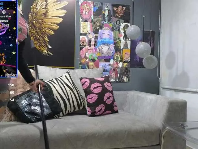 mafecosecret — Me gusta un hombre carioso y paciente, alguien que me diga todo lo que le gusta de m, que sea compasivo, y sobre todo que me regale un cosplay y que juguemos en  privado juntos.