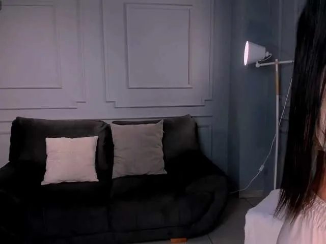 MariaHerrera — It excites me that they treat me well and while they excite me when I remind me of the naughty that I can be