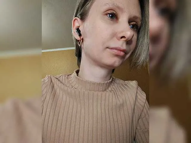 BongaCams prettyKris is Freechat prettyKris — When a man does much and says little!Less talk, more action!