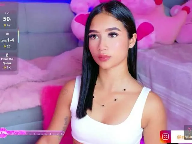 RachelTomss — I am one of those who loves when there is real connection, when you look me in the eyes and make me feel special. I love my partners to be sweet and fun, but I also want them to know how to take the initiative when it comes to a little naughty fun.