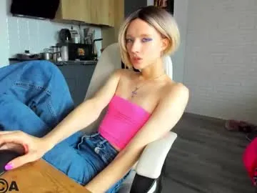 _alice_kitty — naked 7m #teen #young #flexible #skinny #smalltits [194 tokens remaining]