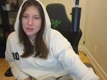 alexa_dream — #bigboobs #tall #talkative #natural #lovense