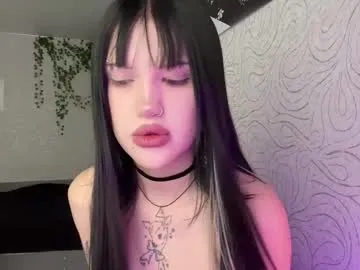 ameeludkowski — GOAL: show off your beautiful legs [52 tokens left] #new #18 #shy #cute #skinny