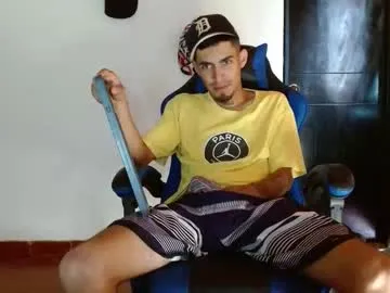 cash_master_san — serve and worship me #smoke #alpha #feet #cashmaster #master [850 tokens remaining]