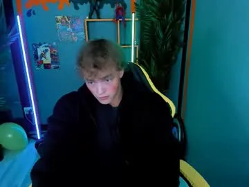 chase_muscular — GOAL: Sexy Dance [993 tokens remaining] Welcome to my room! #18 #new #muscle #young #feet