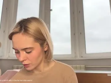 honey_sunshine — cum + huge rain squirt! tip99/169/222/500/1000 and I cum like ocean [4996 tokens left] #squirt #bigass #anal #braces #milk