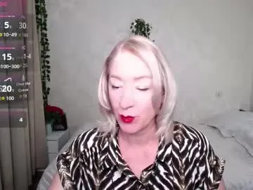 hunters_woman — GOAL: Breast massage [10 tokens remaining] Welcome to my room! #mature #blonde #bigboobs #milf #bigass