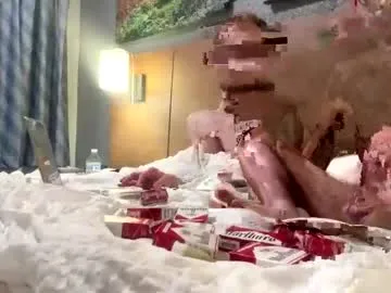 jayksmoker — Smoke and Stroke (SEND CHATS/PMs) #smoke #feet #hairy #cut