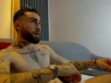 luke_davis01 — CUUUUM SHOW!  #bigcock #tattoo #smoke #master #latino [2112 tokens remaining]