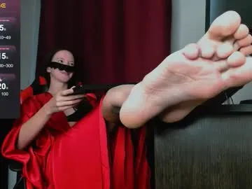 naked_psychologist — Drain your wallet for my pleasuseBecome addicted to my #feet LOSER  #findom #humiliation #femdom #mistress [5545 tokens remaining]