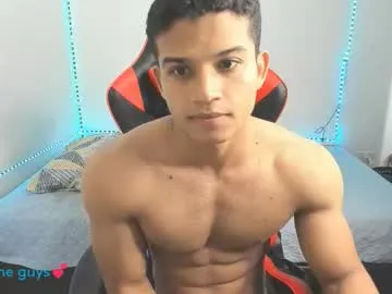 oliver_thompsson — Good day  #cute #muscle Welcome to my room  #bigmuscles #bigdick #bigcock