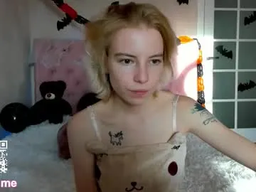pink_lila18 — Hello World!! #new #18 #skinny #cute #shy [15 tokens remaining]