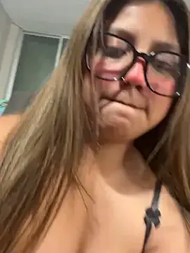 StripChat -Adrilux- is Freechat -Adrilux- — Anal toy + control 2mnt