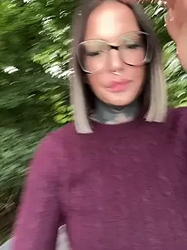 AileenInkOfficial — Free Boobs 5 min  lt. pussy bundle