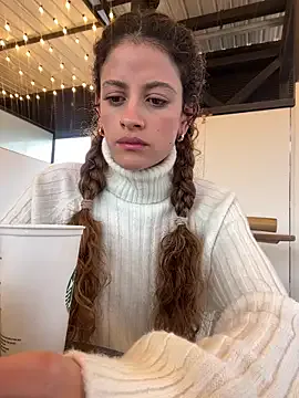 alana15 — MAKE ME WET