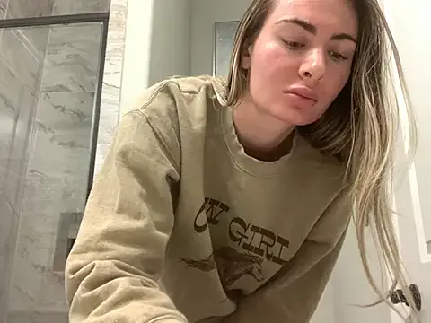 Alyssa_rhoades — Let's have fun!