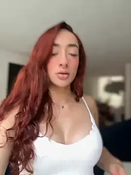 ariiel_ — ALL NAKED + RIDE DILDO + SQUIRTTT