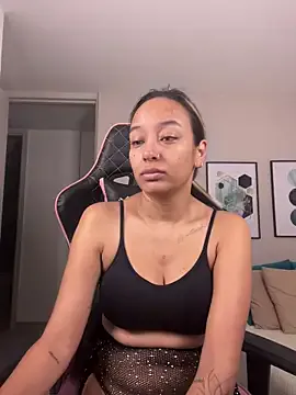 DianaHopson — Fuck machine x 10 min 