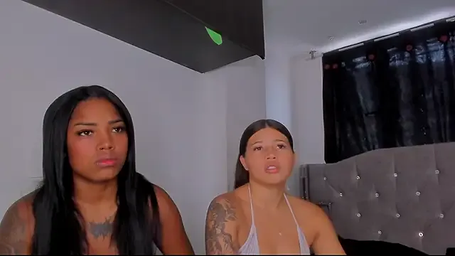 game_with_lesbians_ — Ride Lux's face