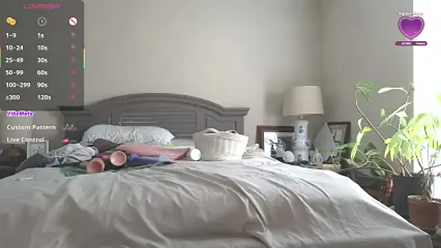 StripChat LoveSaraChristine is Freechat LoveSaraChristine — fuck my ass big toy