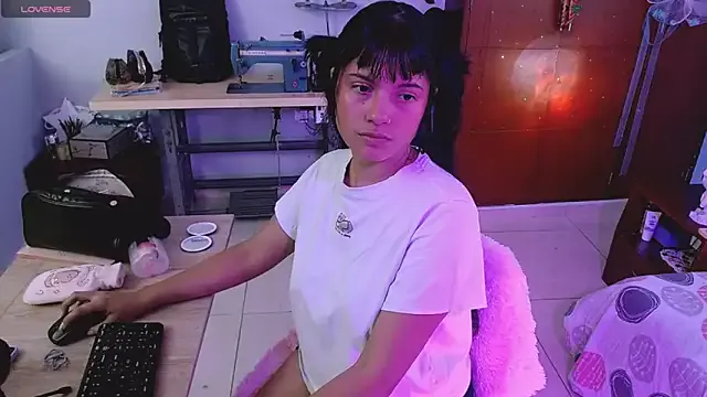 StripChat Mattilda_18 is Freechat Mattilda_18 — suck dildo close and sloppy