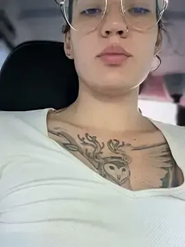 MeekyRich — 5 fingers in pussy