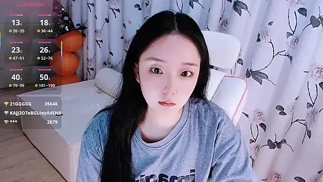 StripChat Niannian- is Freechat Niannian- — Freechat on StripChat