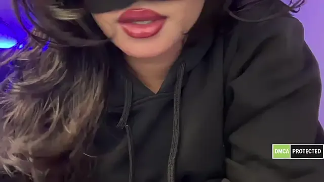 StripChat Onlyishuu is Private Onlyishuu — oil masaage nd 15x spanks on ass