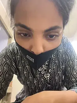 Sandhya_77 — Freechat on StripChat