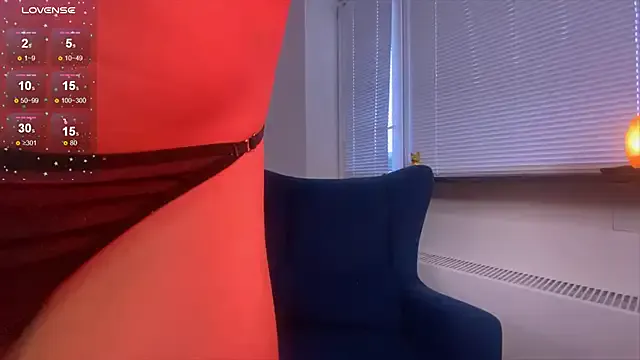 Sienna_Mi_ — spank my booty hard<3