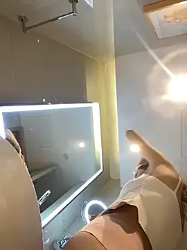 StripChat Sunflower-77 is Freechat Sunflower-77 — Freechat on StripChat