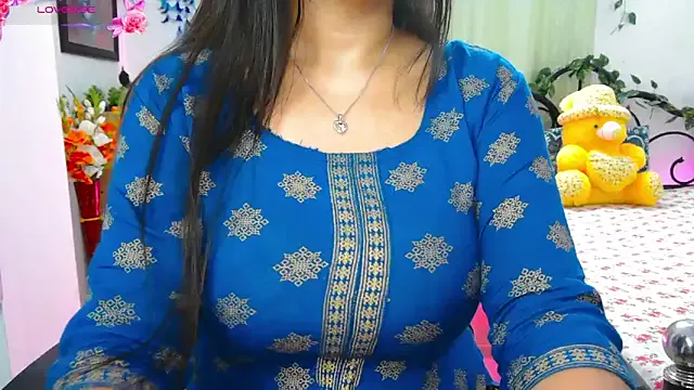 StripChat thyAnvi is Freechat thyAnvi — cream on boobs