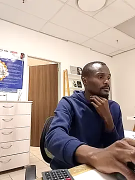 TPNUTS — Please help me with room equipments