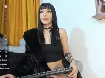 split_girl from Chaturbate is Freechat