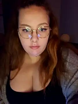 _Julie_x from StripChat is Freechat