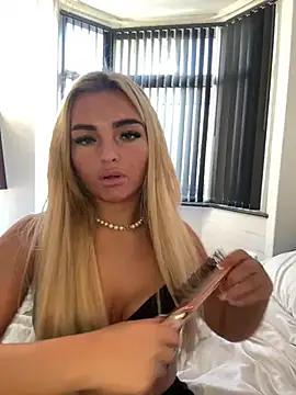 BabyBelleX from StripChat is Freechat