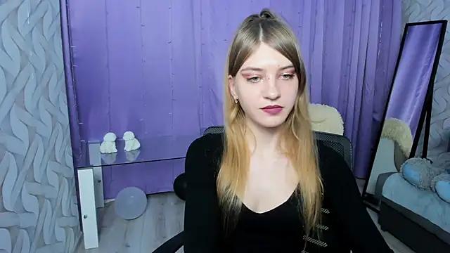 Bella_kallen from StripChat is Freechat