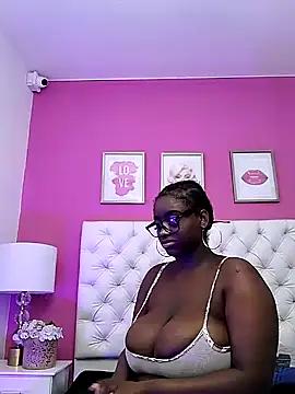 BetsyBennet from StripChat is Freechat