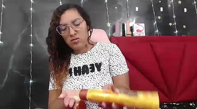 camila_rodriguez_98 from StripChat is Freechat