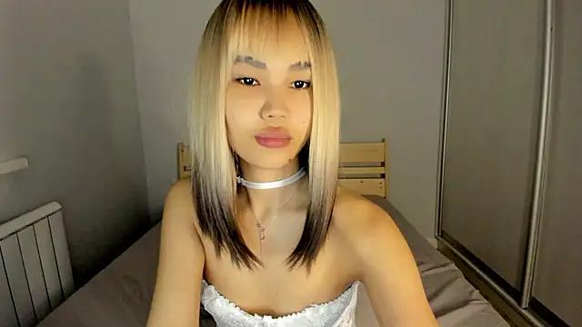 dragon_princesss from StripChat is Freechat