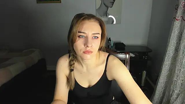 KindKristy from StripChat is Freechat