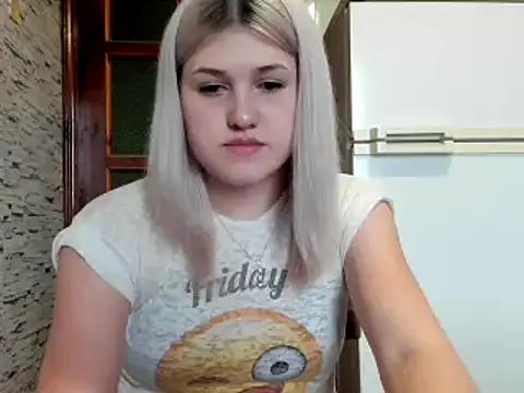 lina_kisss from StripChat is Freechat