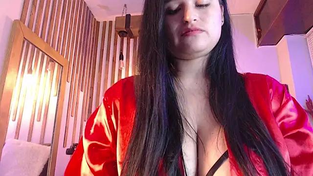 Luna_johnsonn from StripChat is Freechat