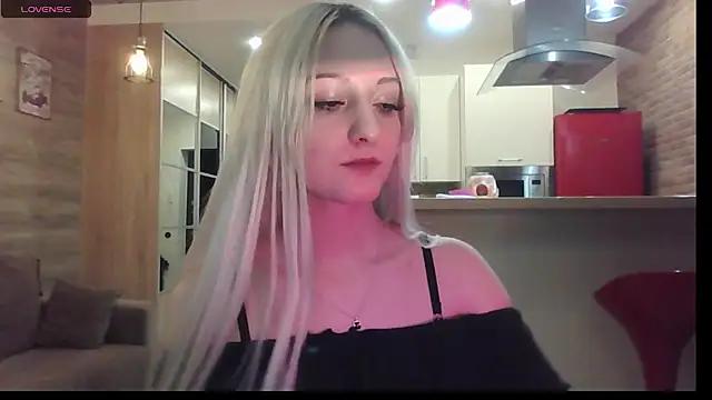 Marinax_Sea from StripChat is Freechat