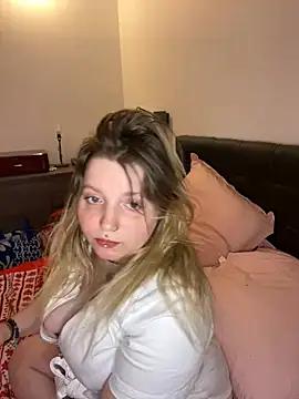 matyldezoot from StripChat is Freechat